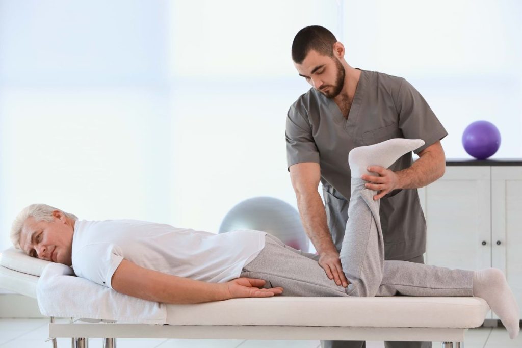 توانمندسازی برای انجام فعالیتهای روزمره و حفظ استقلال