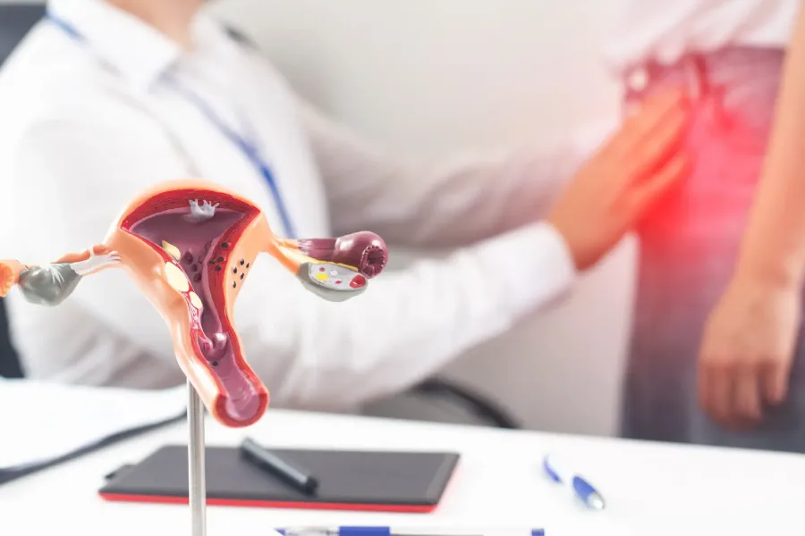 بررسی علائم چسبندگی لولههای فالوپ در رحم