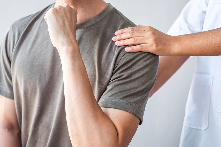 تفاوت دیسک گردن و آرتروز گردن